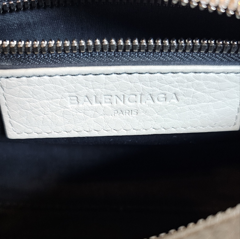 Balenciaga Gray Leather Shoulder Bag Camera Bag - Picture 15 of 17